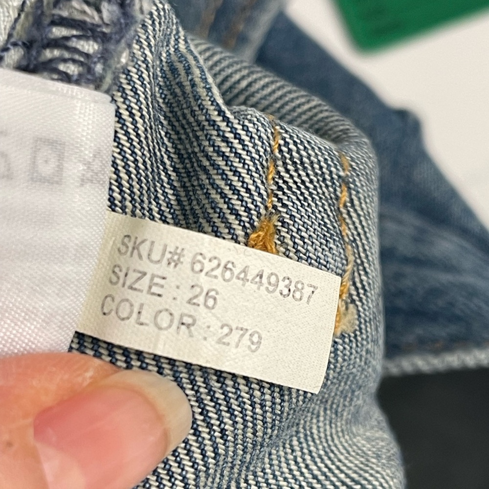 Abercrombie & Fitch boho distressed high rise embroidered floral jean shorts 26 - Picture 12 of 15